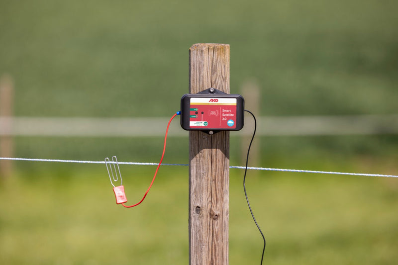 Load image into Gallery viewer, Ako producten slimme afrastering en batterijtester smartsatellite 20