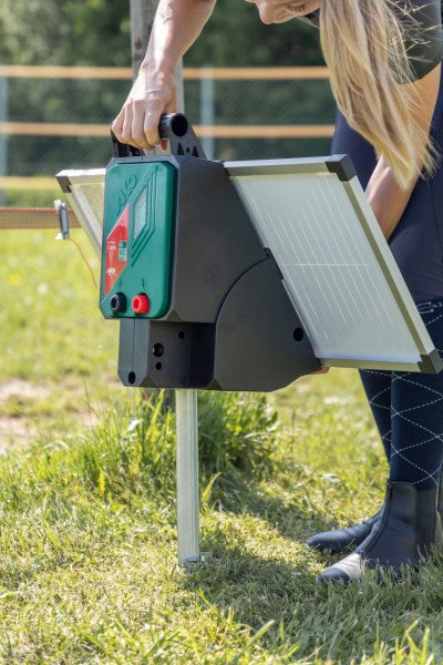 Load image into Gallery viewer, Ako producten sun power s3000 schrikdraadapparaat met zonnepaneel
