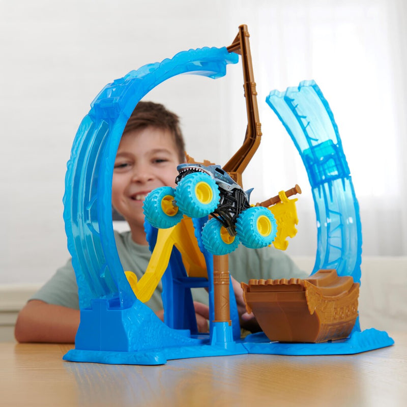 Load image into Gallery viewer, Monster jam megalodon loop of doom stuntspeelset
