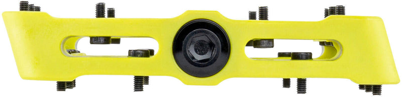 Load image into Gallery viewer, Brave pedaal dirt light platf.pedal dirt light limegreen