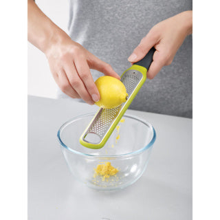 Load image into Gallery viewer, Merkloos sans marque joseph joseph handi‑zest citrusschil rasp – rvs citrusrasp met reinigingsblad – groen