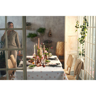 Load image into Gallery viewer, Duni paas tafellaken blooming bunnies 138x220 cm | 2 stuks