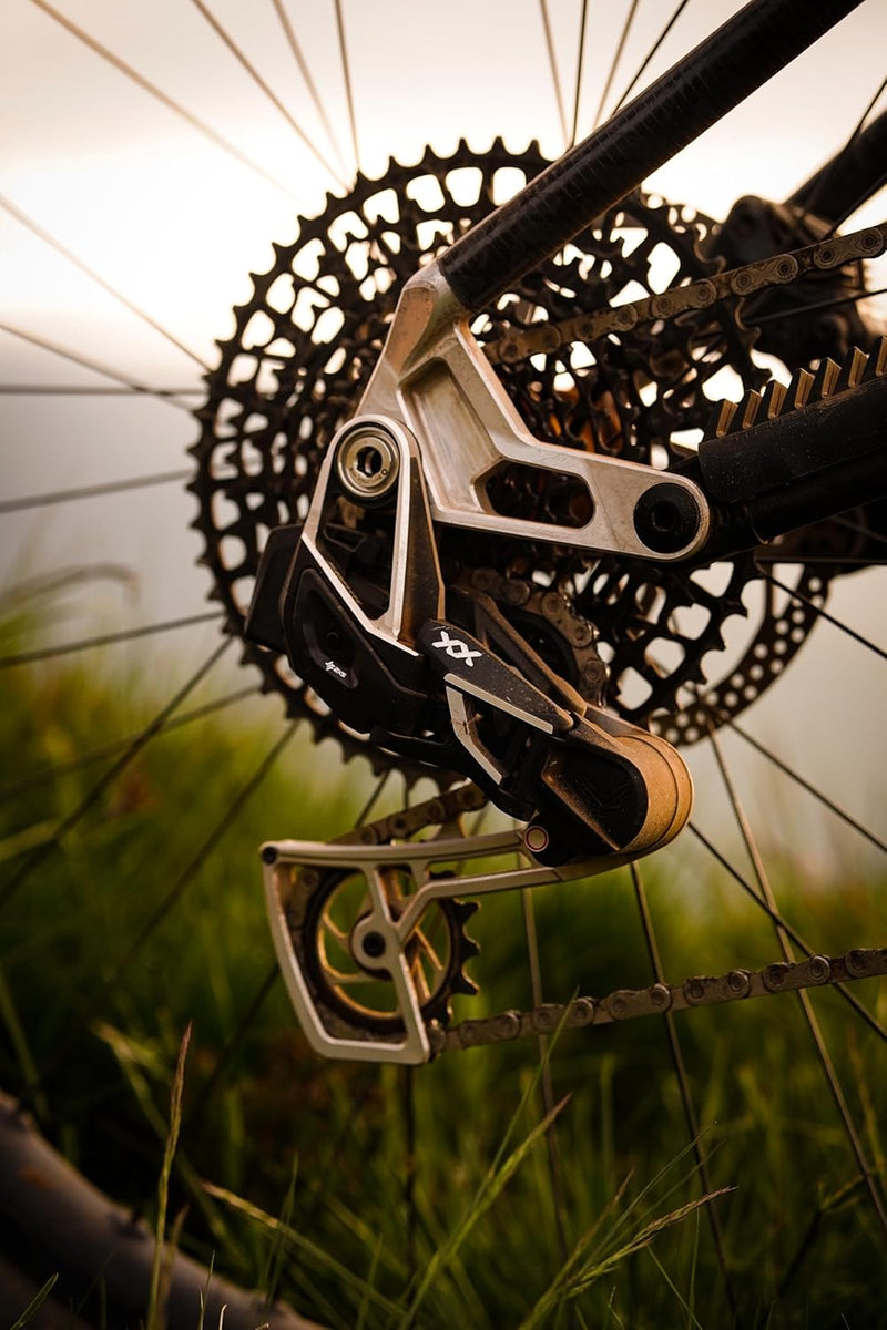 Load image into Gallery viewer, Kmc x flat waxed - silver (nickel plated)