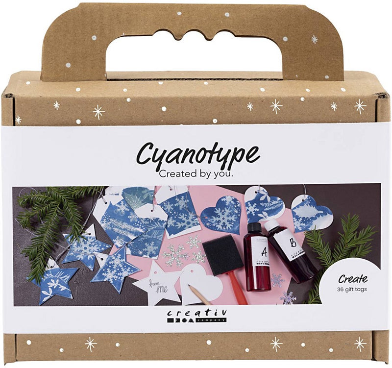 Afbeelding laden in galerijviewer, Creativ company http: www.cchobby.nl mini-hobbyset-cyanotypie-geschenklabels-blauw-zilver-1-doos