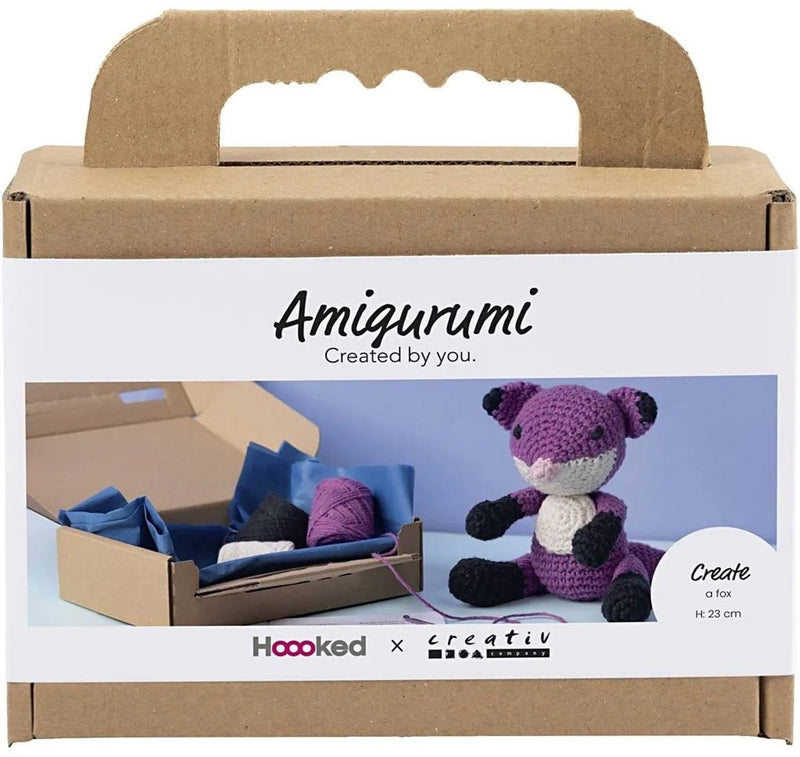 Afbeelding laden in galerijviewer, Creativ company https: www.cchobby.nl hobbyset-amigurumi-vos-zwart-plum-1-doos