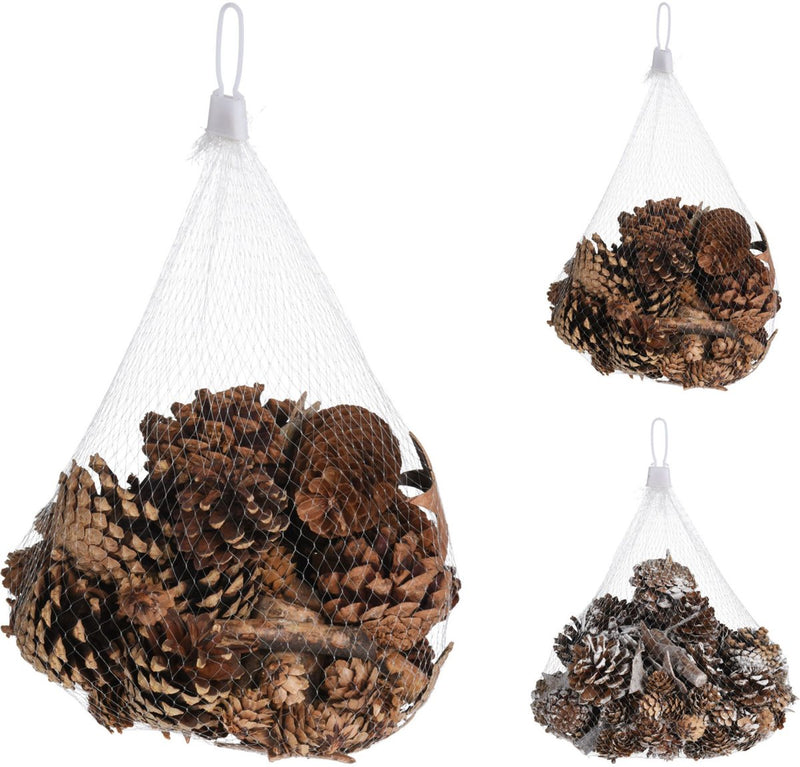 Load image into Gallery viewer, Koopman dennenappels decoratie knutselmateriaal met boomschors sterren.