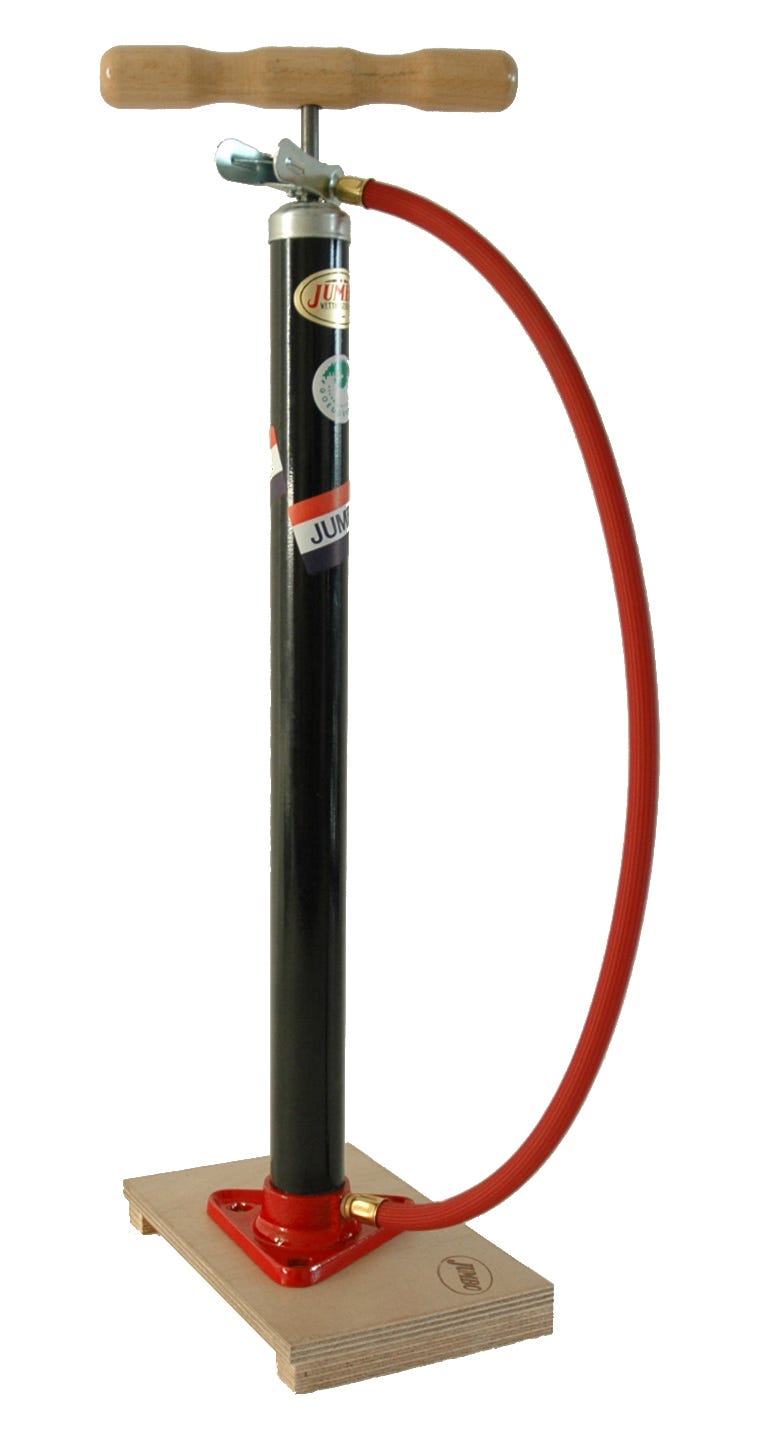Load image into Gallery viewer, fietspomp op houten plank met Dunlop ventiel