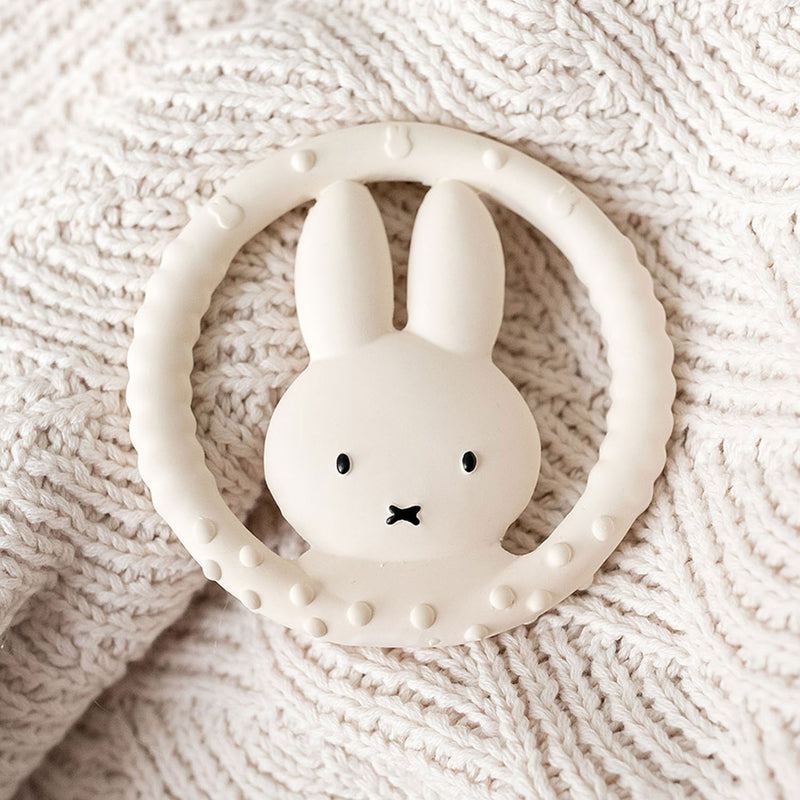 Load image into Gallery viewer, Bambolino nijntje bijtring natuurlijk rubber - kraamcadeau baby - toys