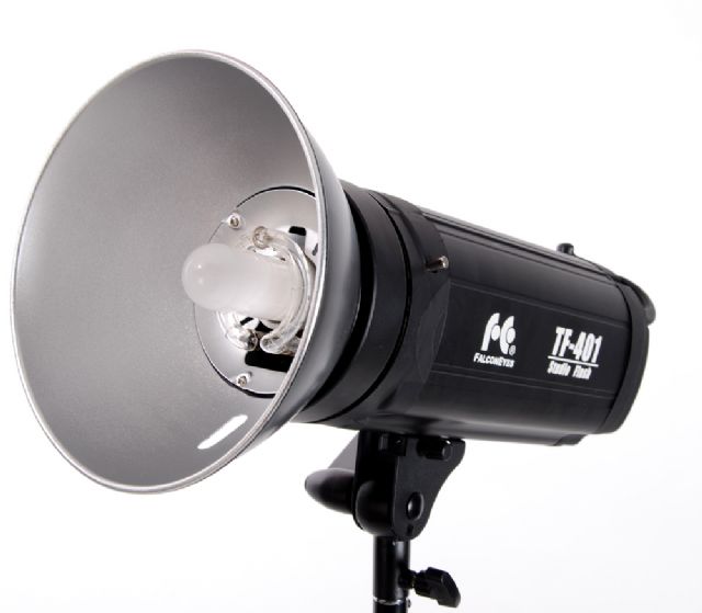 Load image into Gallery viewer, Falcon eyes studioflitser tf-401 digitaal