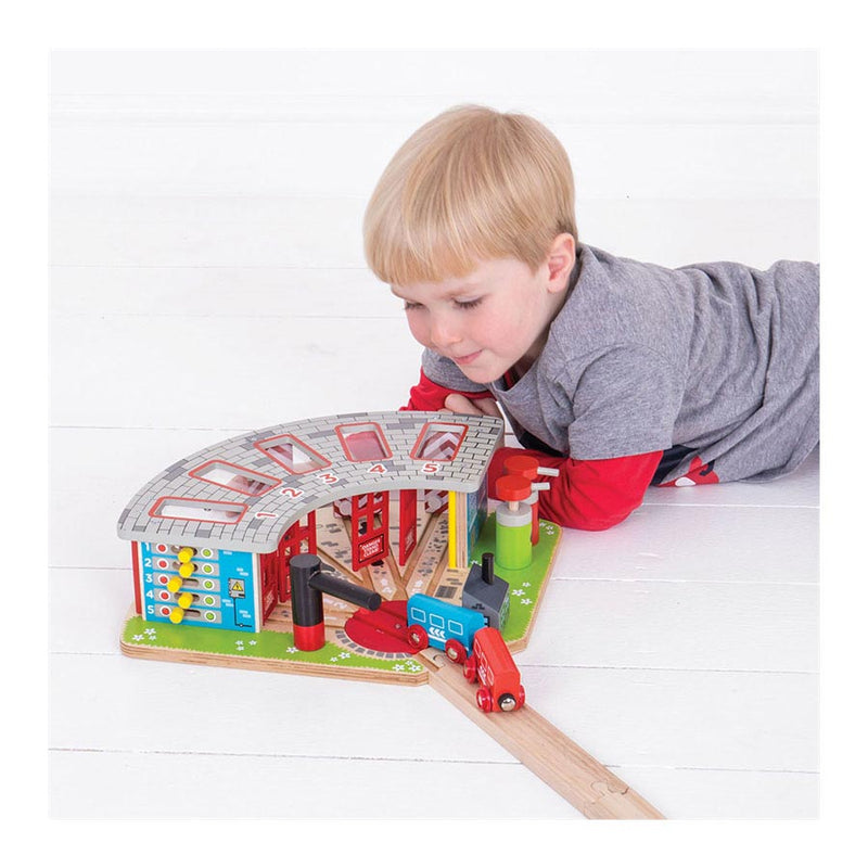 Load image into Gallery viewer, Bigjigs houten rails - luxe remise voor 5 treinen