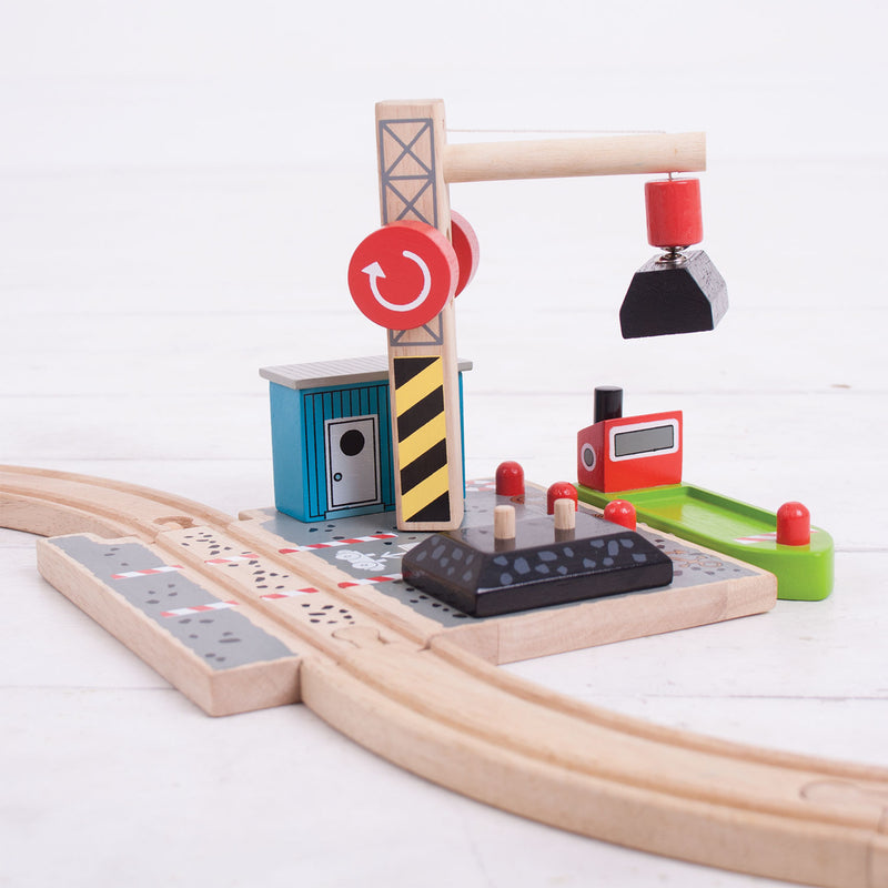 Load image into Gallery viewer, Bigjigs Houten Rails Laadstation Steenkool