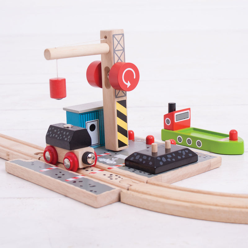 Load image into Gallery viewer, Bigjigs houten treinrails - haven kolen laadstation