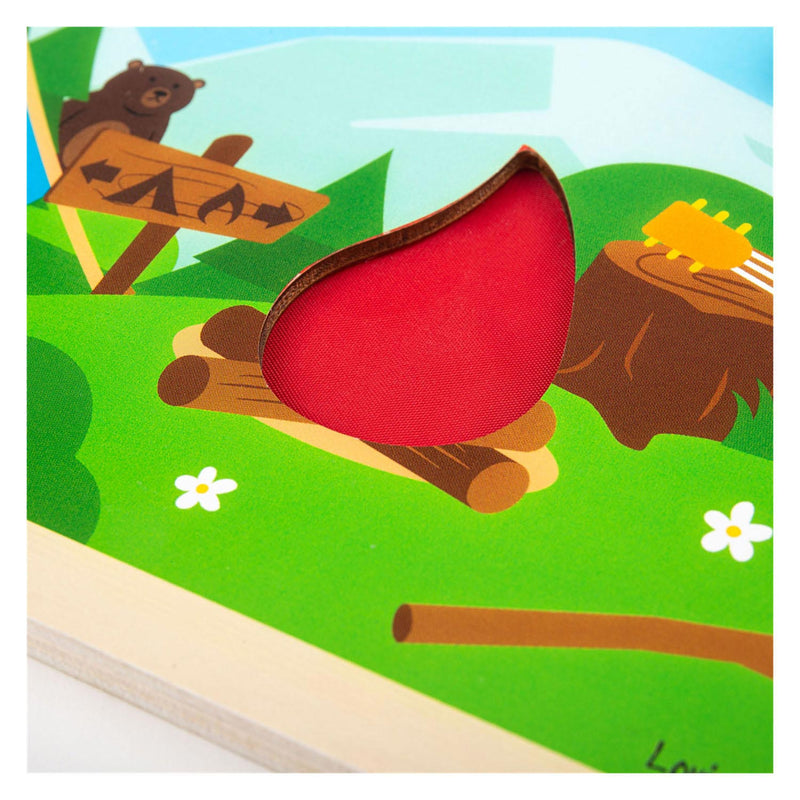 Load image into Gallery viewer, Bigjigs Houten Zintuigen Bord Kamperen in het Wild