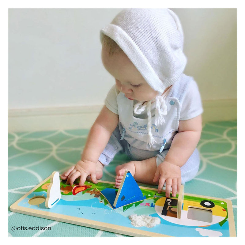 Load image into Gallery viewer, Bigjigs Houten Zintuigen Bord Kamperen in het Wild