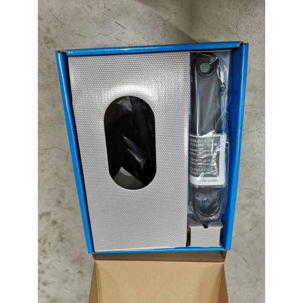 Load image into Gallery viewer, Shimano crankstel Altus MT2103 44-32-22 9V 175mm Zwart
