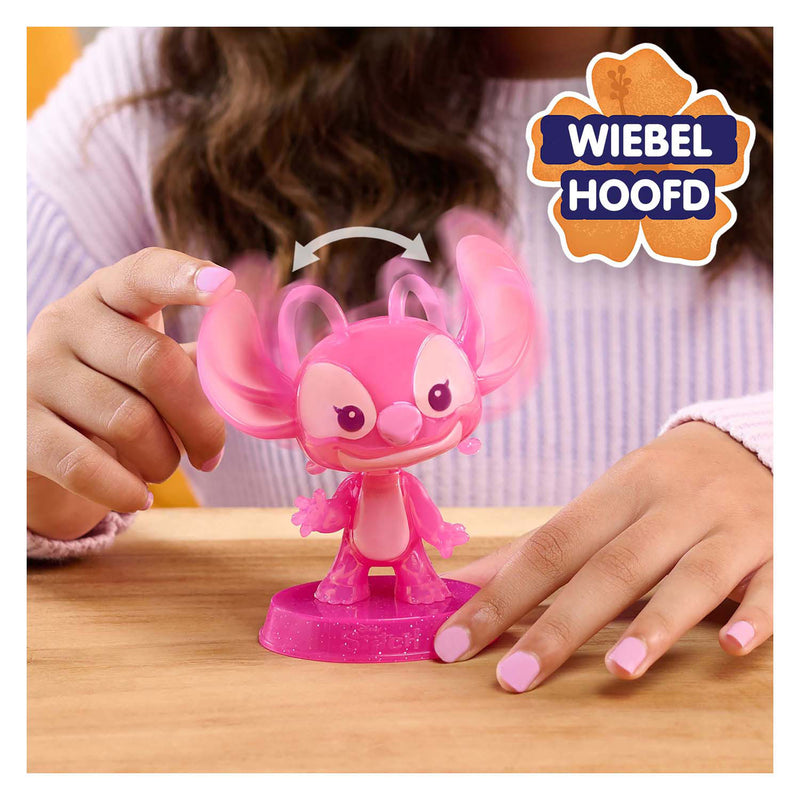 Load image into Gallery viewer, Spectron speelfiguur met wiebelhoofd stitch angel