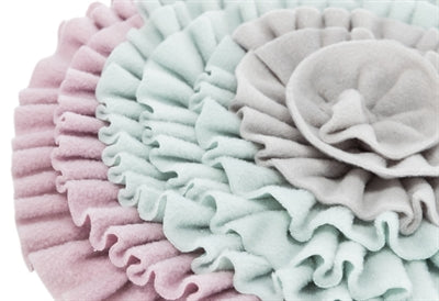 Load image into Gallery viewer, Trixie junior snuffelmat zacht roze mintgroen grijs