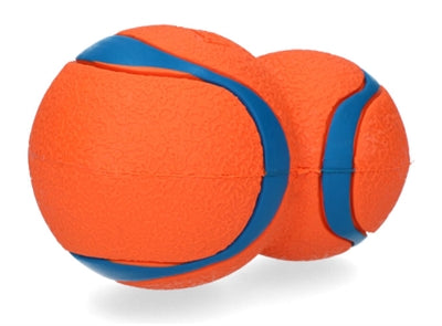 Load image into Gallery viewer, Chuckit! ultra tumbler - hondenspeelgoed - hondenbal - apporteerspeelgoed - natuurlijk rubber - ø7.5 cm - oranje blauw