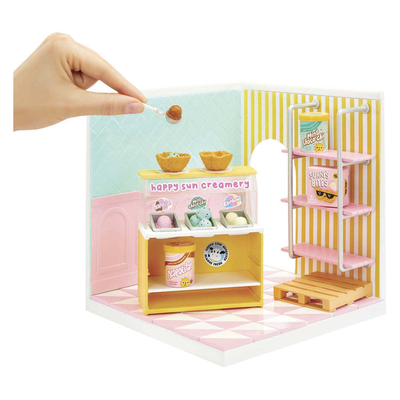 Load image into Gallery viewer, Miniverse ™ make it mini spaces™ ijssalon - knutselset - bouwpakket- maak je eigen mini ijssalon
