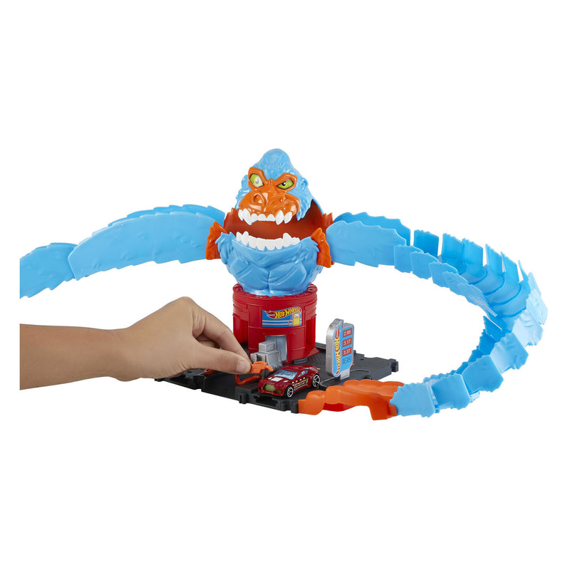 Load image into Gallery viewer, Mattel City Nemesis Lab Gas Station Gorilla Aanval