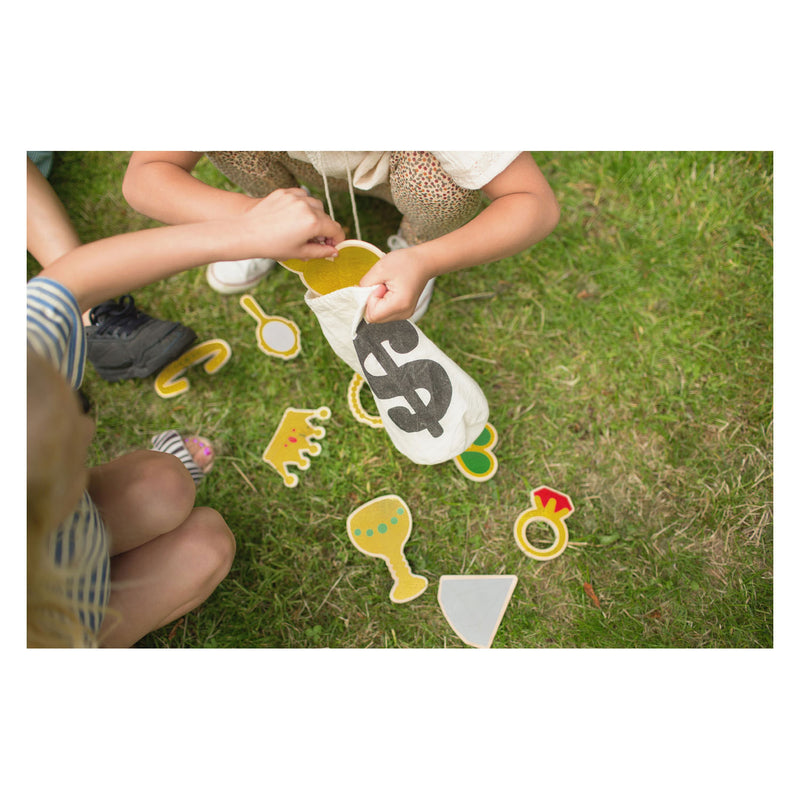 Load image into Gallery viewer, Bs toys the thief spel - de dief - buiten en binnenspeelgoed - educatief speelgoed - kinderspel - 2-10 spelers - speelgoed van het jaar - cadeau kind - geheugenspel - houten speelgoed - gezelschapspellen kinderen