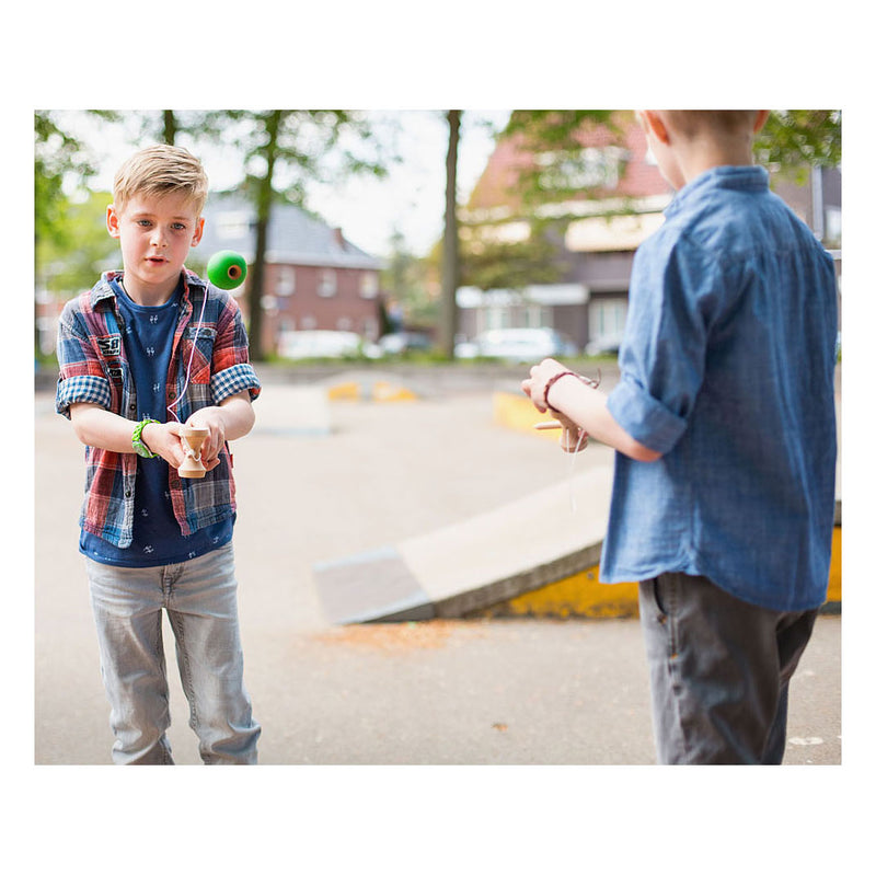 Load image into Gallery viewer, Bs toys kendama spel - vangspel - japanse behendigheidsspel vanaf 8 jaar - vangbal - kinder speelgoed - houten spel - coördinatie training - kendama spel - houten speelgoed