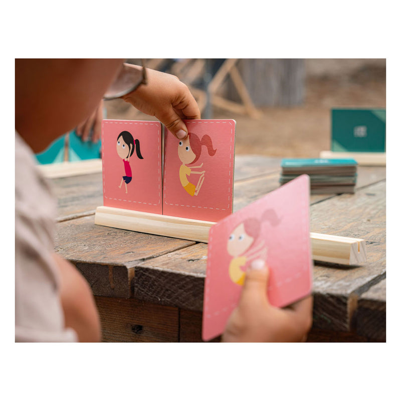 Load image into Gallery viewer, Bs toys – poseer combineer spel – bordspel – kaarten nadoen matchen – vanaf 4 jaar