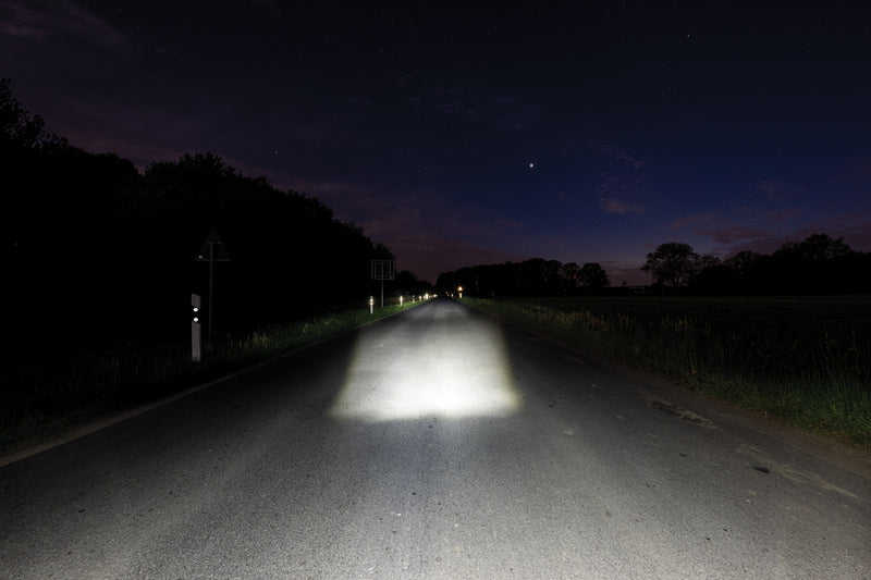 Load image into Gallery viewer, Verlichtingsset Axa Dwn Set 50 Lux USB-C oplaadbaar