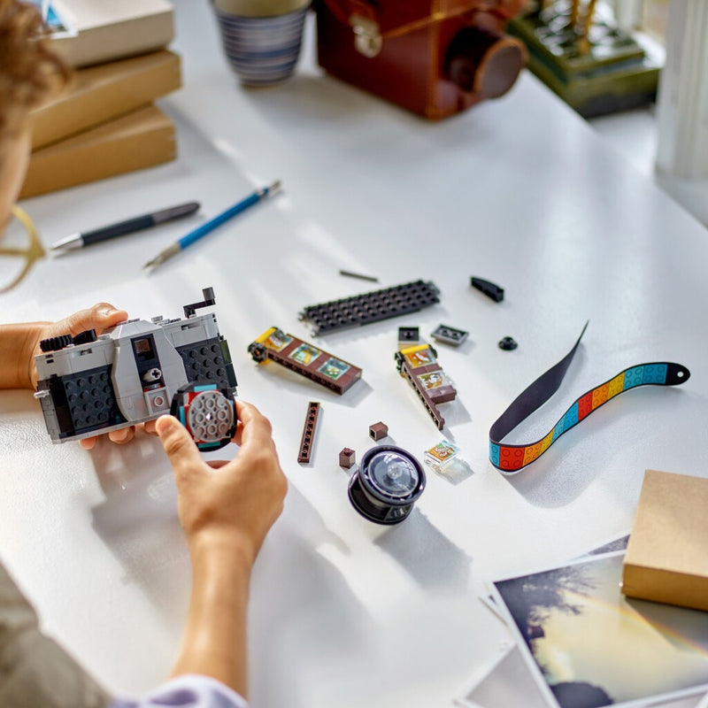 Load image into Gallery viewer, Lego creator 31147 3in1 retro camera