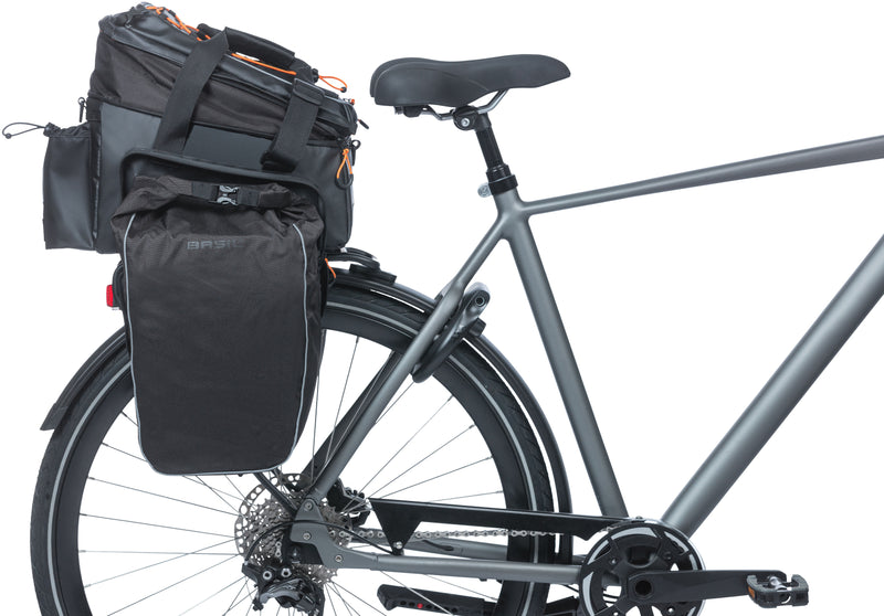 Load image into Gallery viewer, BASIL Miles XL Bagagedragertas Waterdichte zwarte tas voor elektrische fiets 36L MIK-systeem