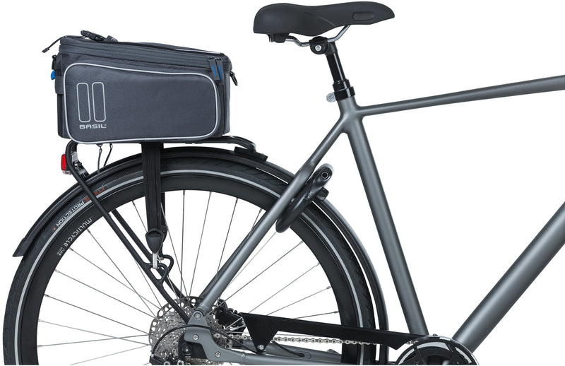 Load image into Gallery viewer, Basil Sport Design Trunkbag MIK - Grijs - Fietsrugzak - Unisex - Sportief - 7-15L