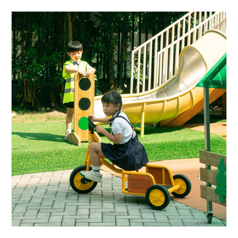 Load image into Gallery viewer, Classic world houten verkeerslicht educatief speelgoed verkeersregels.