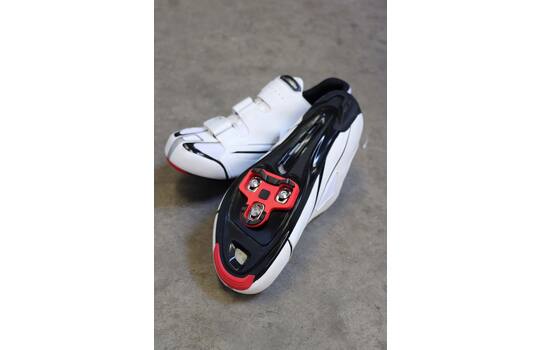 Load image into Gallery viewer, Trivio - schoenplaatjes look keo 7° anti-slip rood