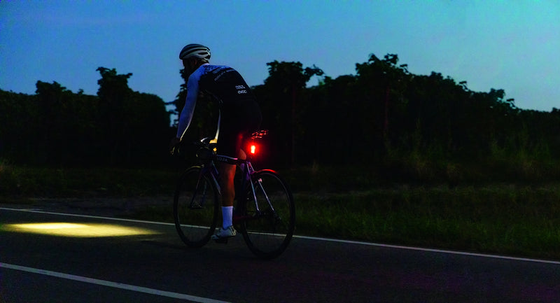 Load image into Gallery viewer, Verlichtingset Sigma Aura 100 USB koplamp + Blaze Link achterlicht