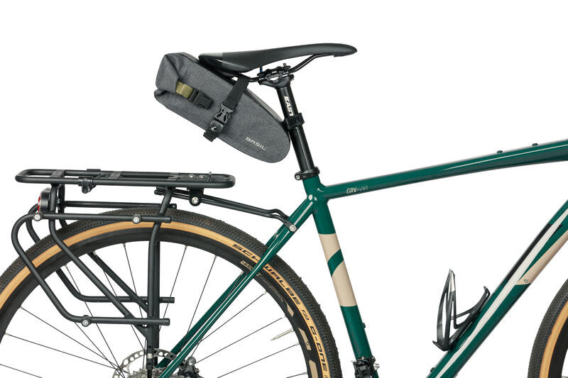 Load image into Gallery viewer, Basil Navigator Storm zadeltas - compacte fietstas - unisex - fiets - zwart