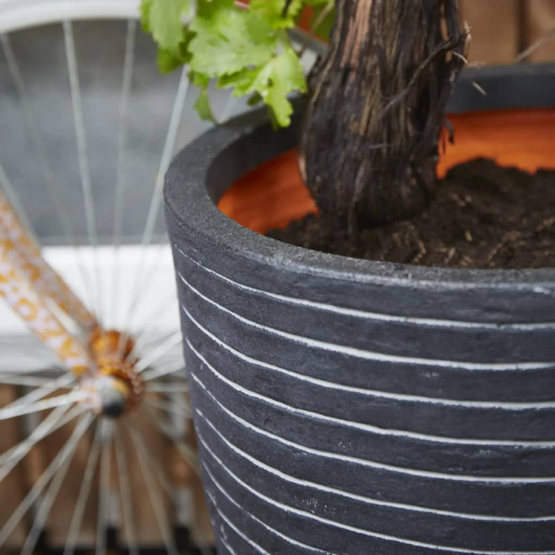 Load image into Gallery viewer, Capi bloempot nature row elegant laag 46x58 cm antraciet krwz783