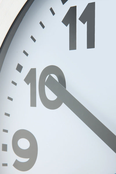 Load image into Gallery viewer, Nextime ne-3998ar wandklok dia. 19 cm, geborsteld aluminium, 'station'