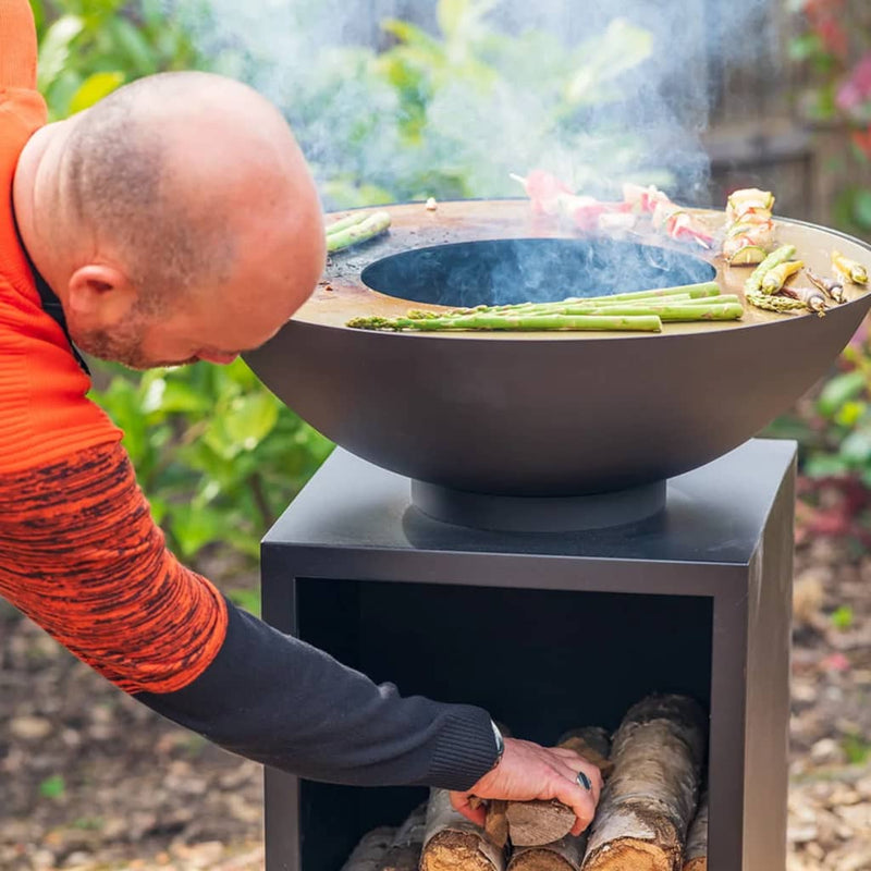 Afbeelding laden in galerijviewer, Redfire vuurschaal met barbecuegrill onyx met hoes 60 cm