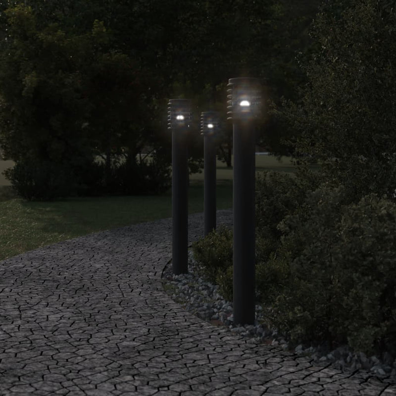 Load image into Gallery viewer, Vidaxl buitenvloerlamp met stopcontact 110 cm roestvrijstaal zwart