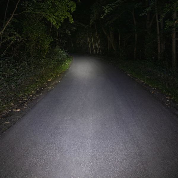 Load image into Gallery viewer, Sigma koplamp Buster 150 LED Li-ion accu USB