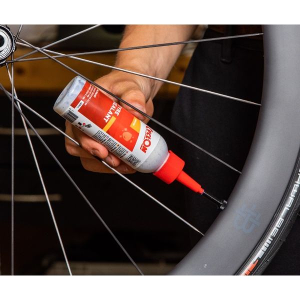 Load image into Gallery viewer, Cyclon Tyre Sealant (1000 ml)