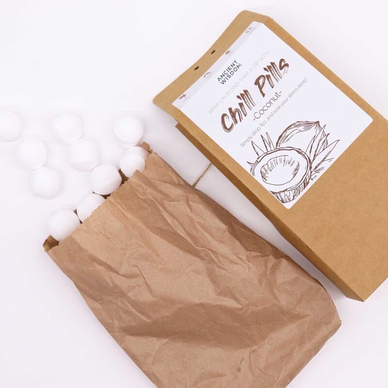 Load image into Gallery viewer, Kokosnoot badbruisballen fizz chill pill gift box