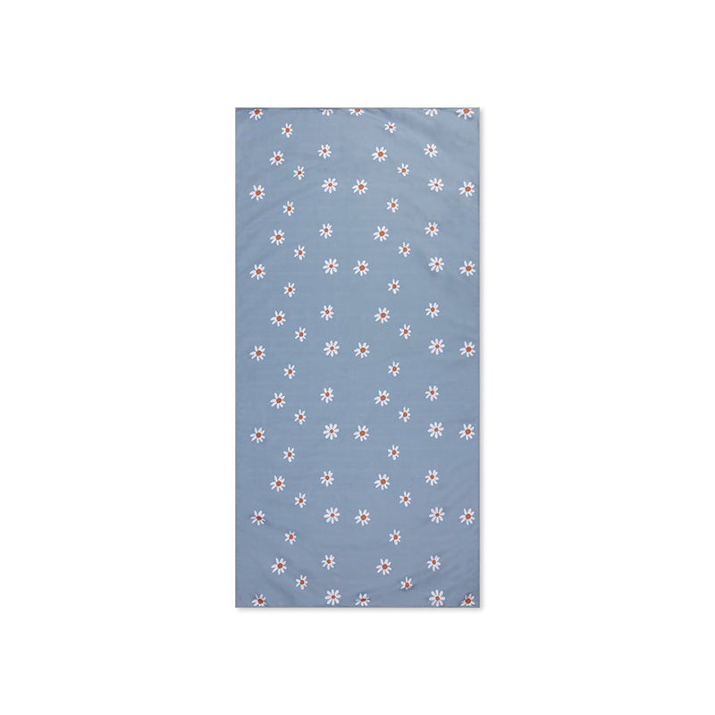 Afbeelding laden in galerijviewer, Daisy flower | blauwe microveze handdoek 135 x 65 cm