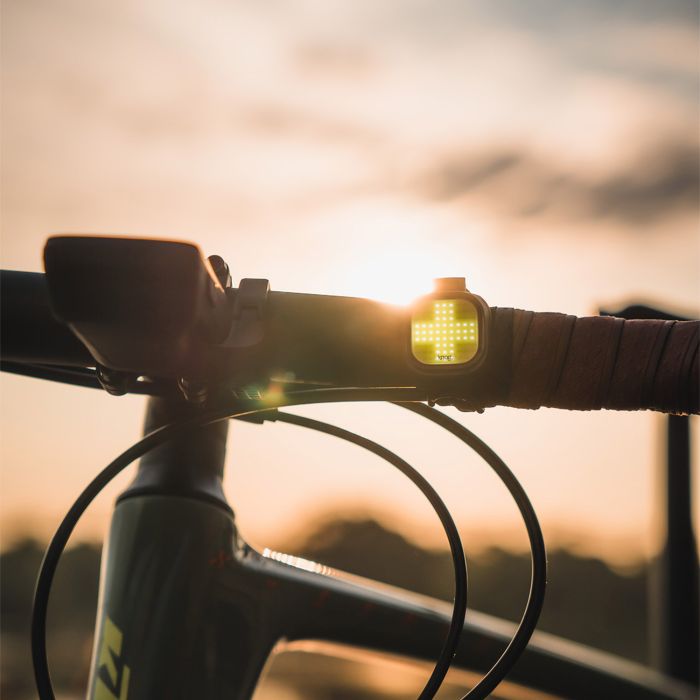 Load image into Gallery viewer, Knog blinder mini front - cross - black