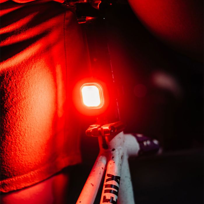 Load image into Gallery viewer, Knog blinder mini rear - square - black