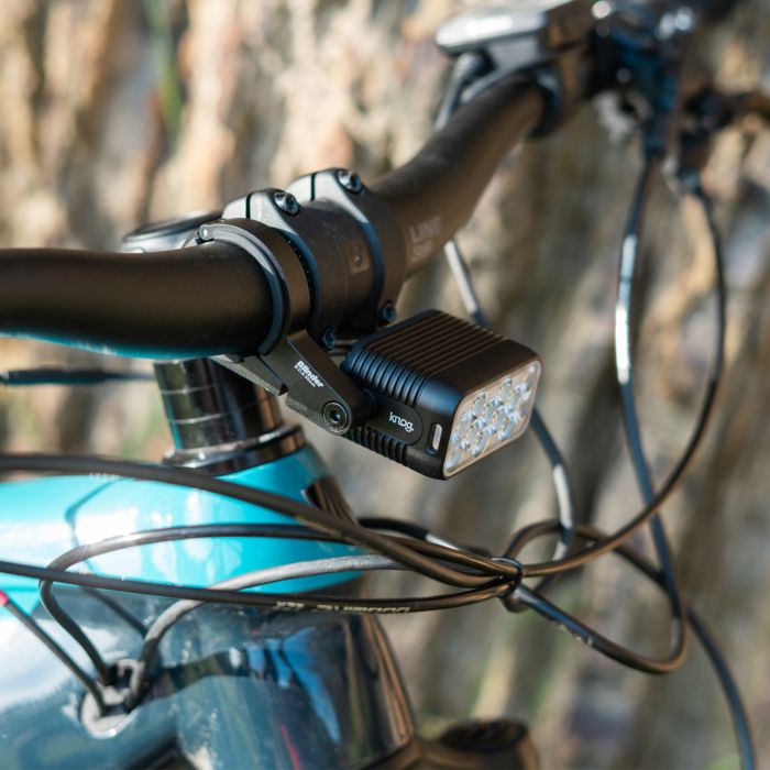 Load image into Gallery viewer, Knog blinder e 1800