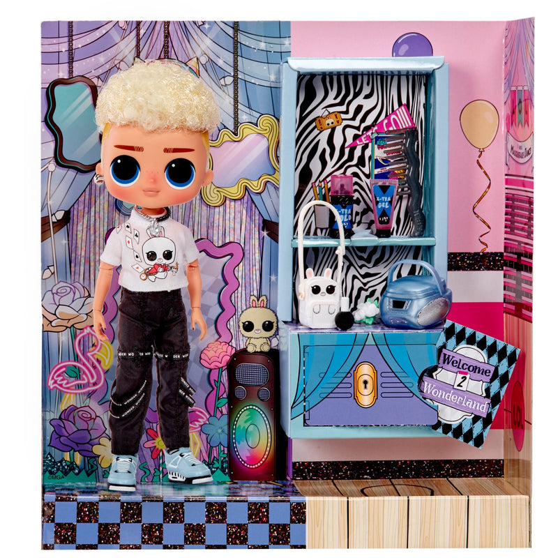 Load image into Gallery viewer, MGA Entertainment Surprise! Tweens Masquerade Doll Max Wo