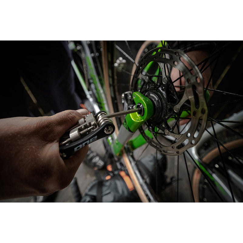 Load image into Gallery viewer, ONE One multi tool 12 unisize black