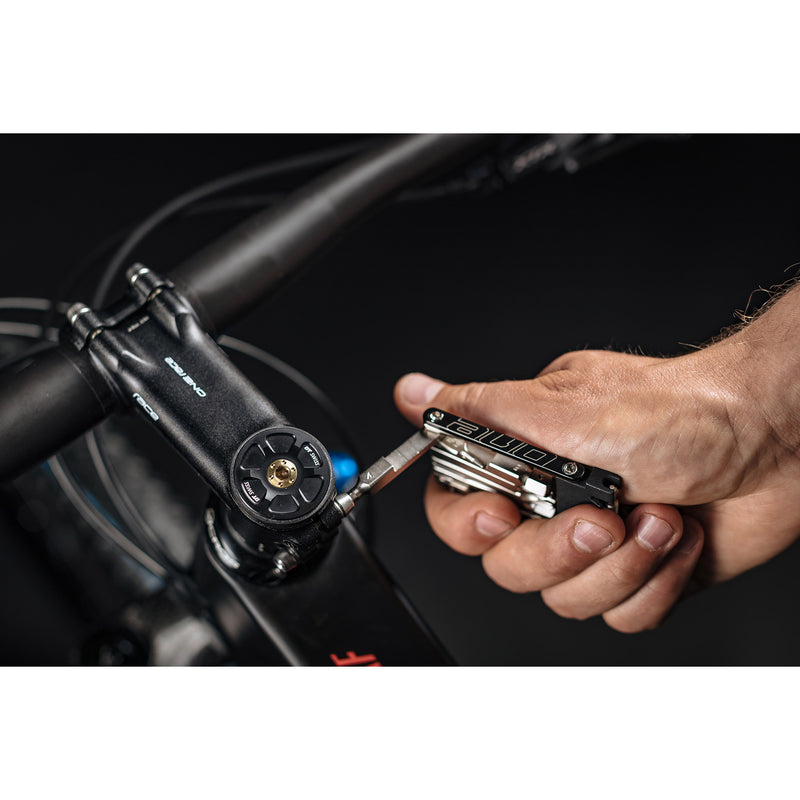 Load image into Gallery viewer, ONE One multi tool 16 unisize black