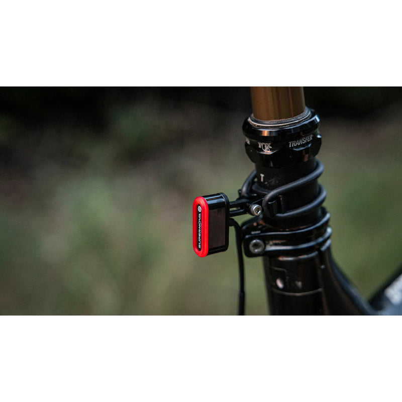 Load image into Gallery viewer, Supernova rücklicht tl3 mini rear light supern.tl3 mini seatpost att.